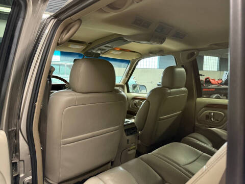 2000 Cadillac Escalade