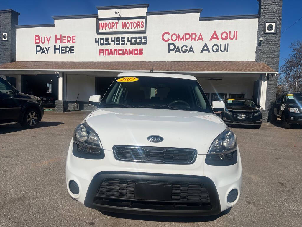 White 2012 Kia Soul Base 4dr Crossover 6A 2