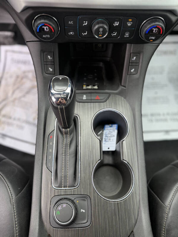 2019 GMC Acadia SLT-1