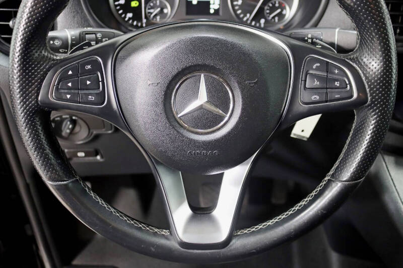 2020 Mercedes-Benz Metris Passenger