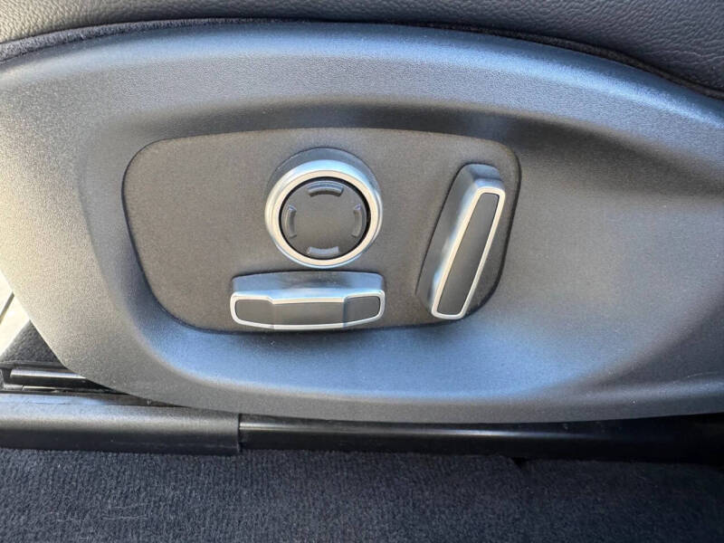 2020 Jaguar F-PACE 25t Premium