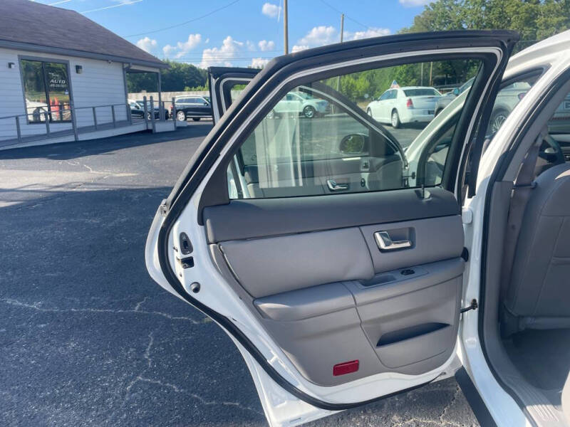 2003 Ford Taurus SES
