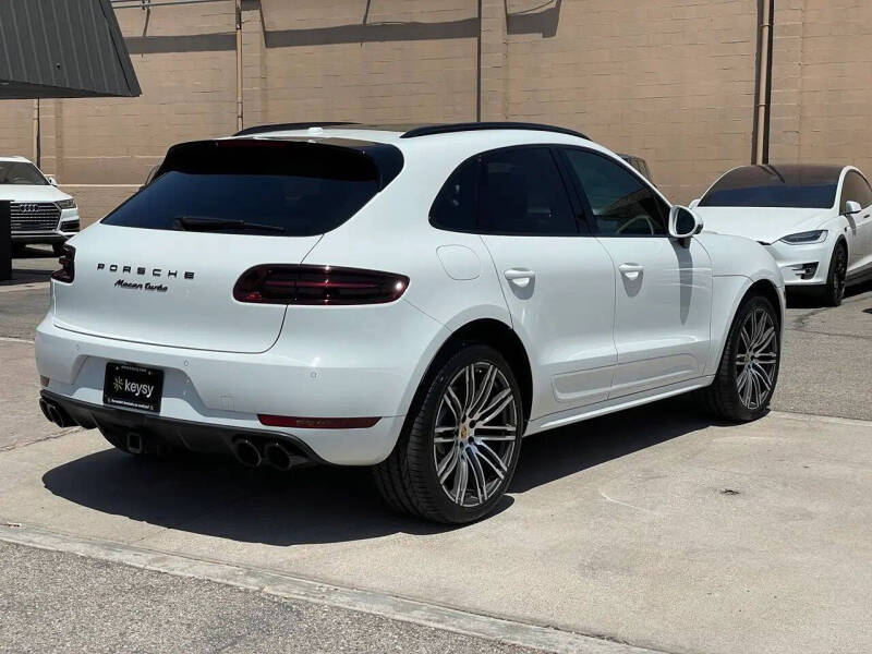 2018 Porsche Macan