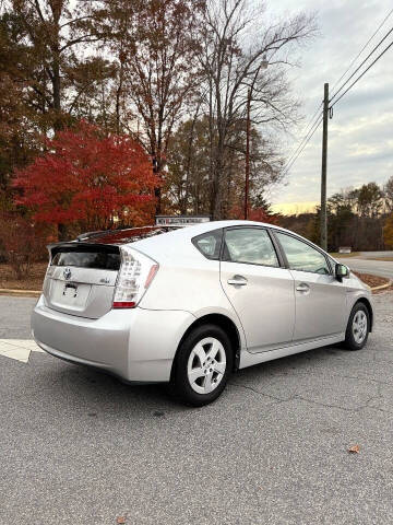 2010 Toyota Prius III
