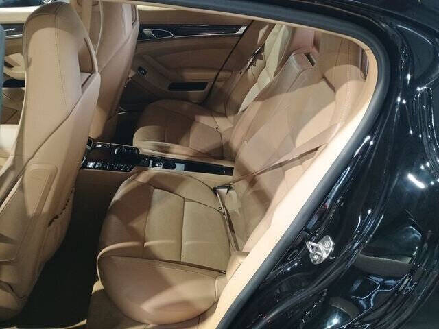2014 Porsche Panamera 7