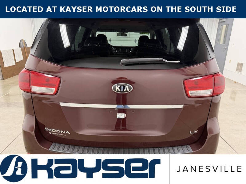 2017 Kia Sedona LX