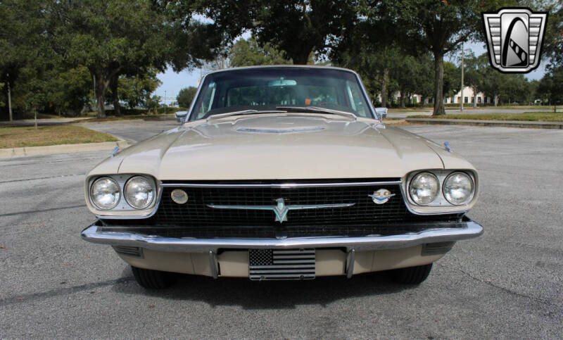 1966 Ford Thunderbird