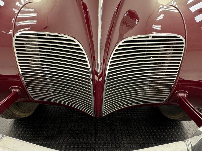 1938 Lincoln Zephyr