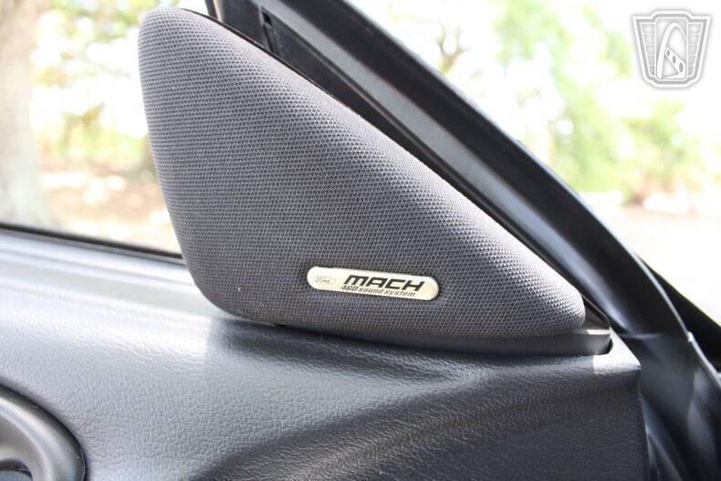 2001 Ford Mustang