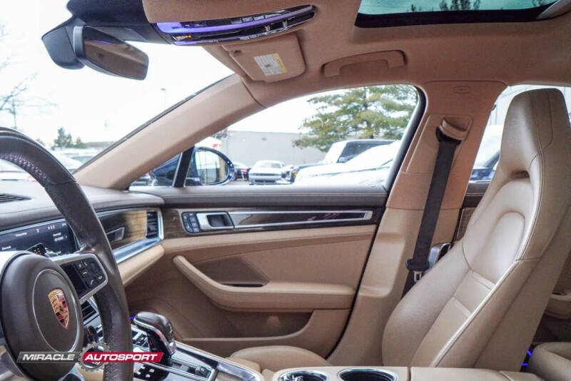 2017 Porsche Panamera 4S