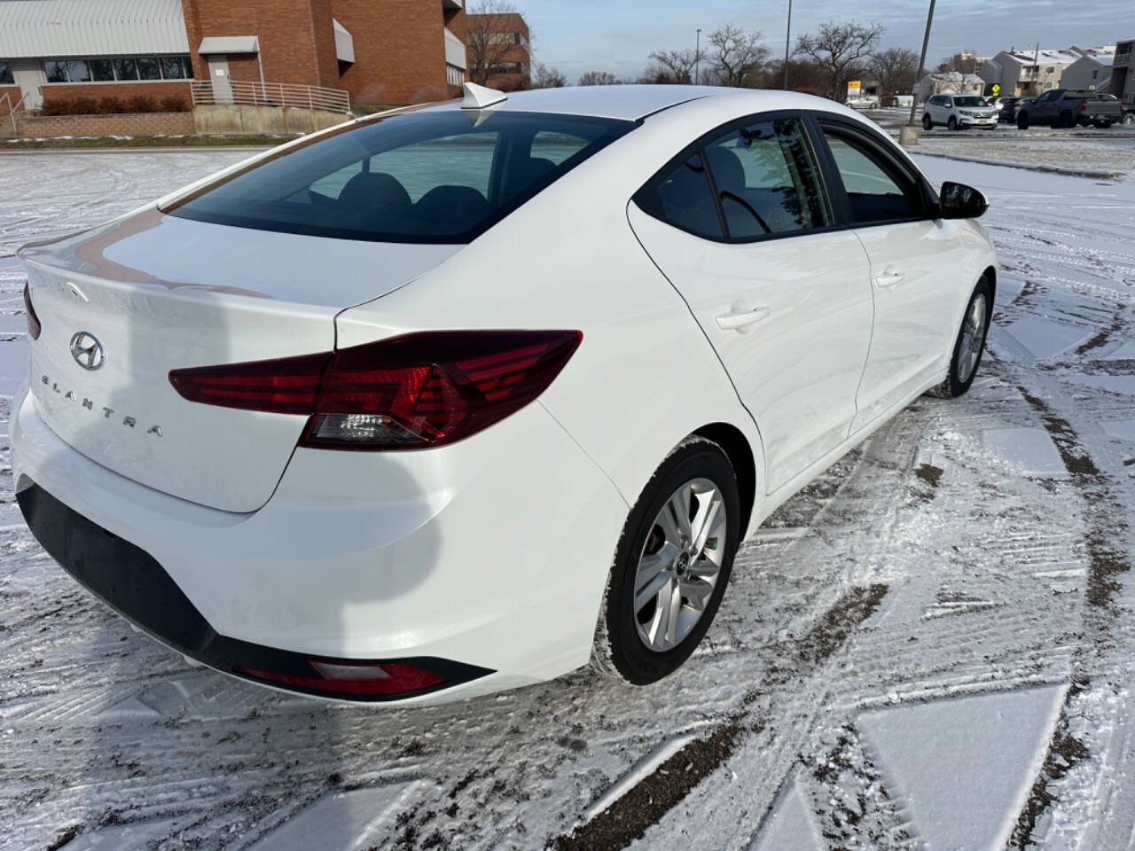 2020 Hyundai ELANTRA for sale at JUST AUTOS in MINNEAPOLIS, MN