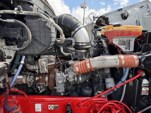 2017 Peterbilt 567