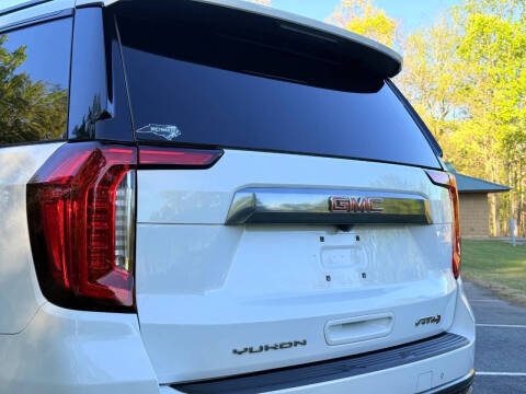 2022 GMC Yukon AT4