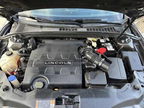 2017 Lincoln Continental Select