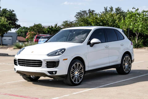 2017 Porsche Cayenne Platinum Edition