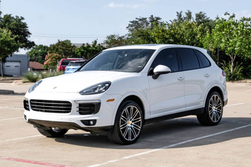 2017 Porsche Cayenne Platinum Edition