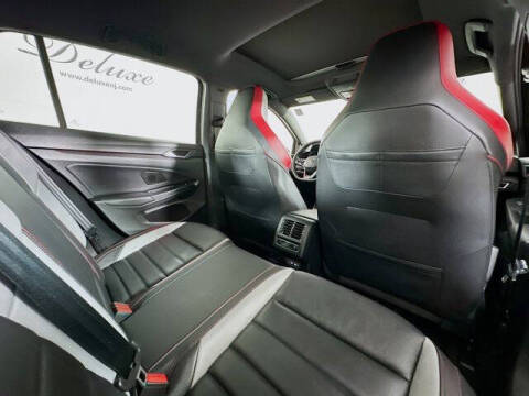 2024 Volkswagen Golf GTI Autobahn