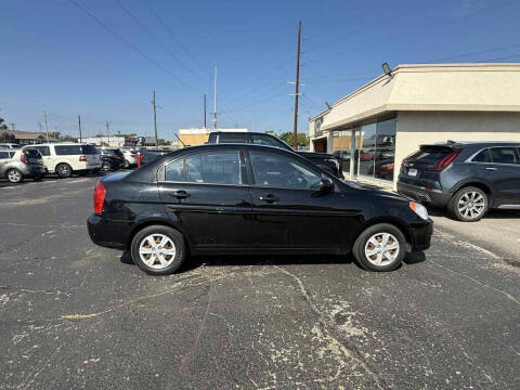 2010 Hyundai Accent GLS