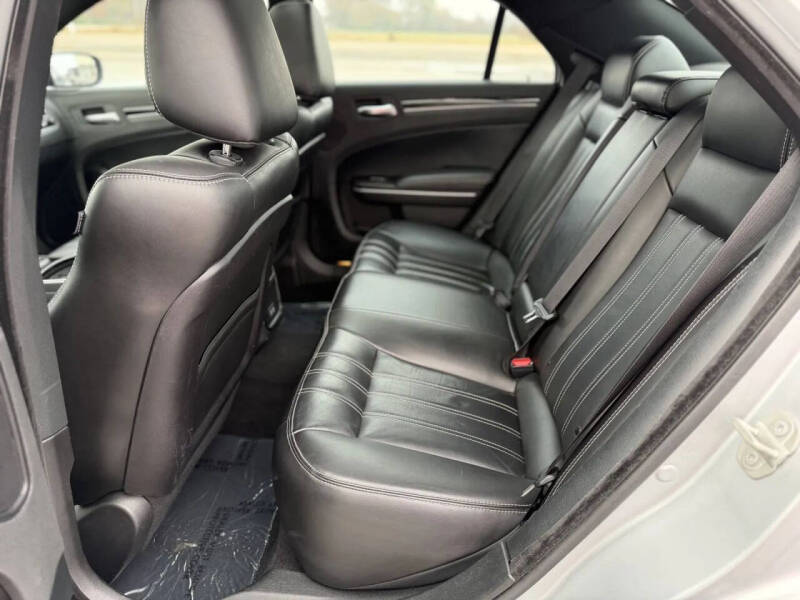 2023 Chrysler 300 S V6