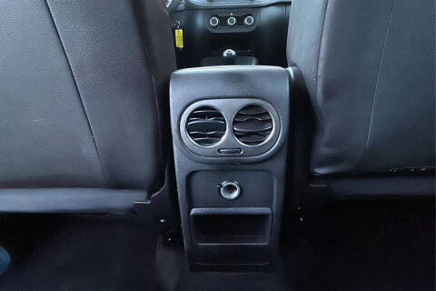 2011 Volkswagen Tiguan S
