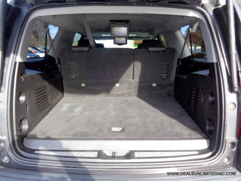 2017 Chevrolet Suburban LT