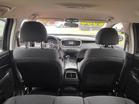 2018 Kia Sorento LX