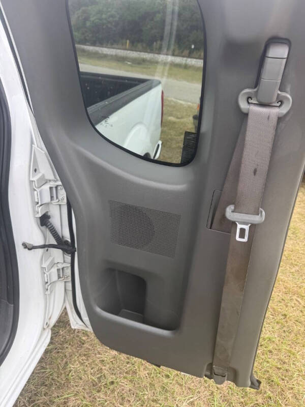 2006 Nissan Frontier XE