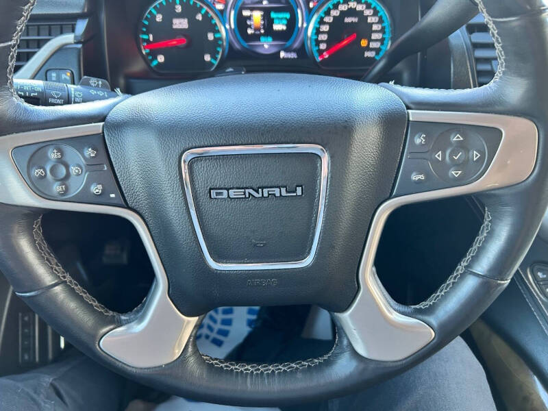 2017 GMC Yukon Denali