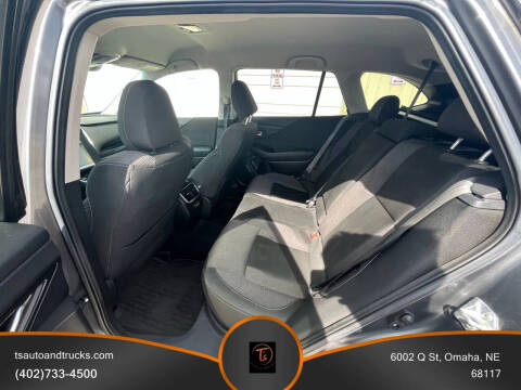 2022 Subaru Outback Premium