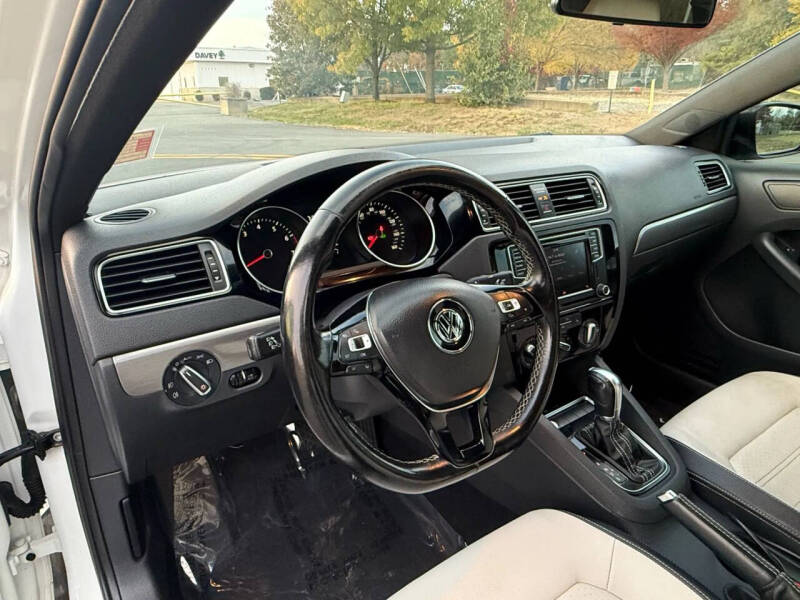 2016 Volkswagen Jetta 1.8T Sport