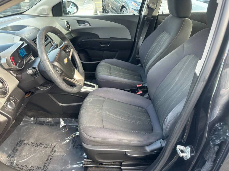 2013 Chevrolet Sonic LT Auto