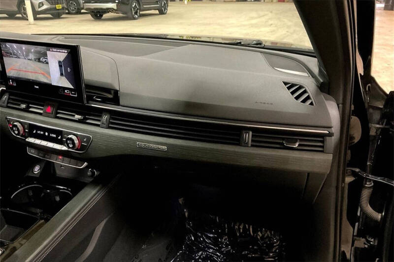 2023 Audi A4 quattro S line Prem Plus 45 TFSI