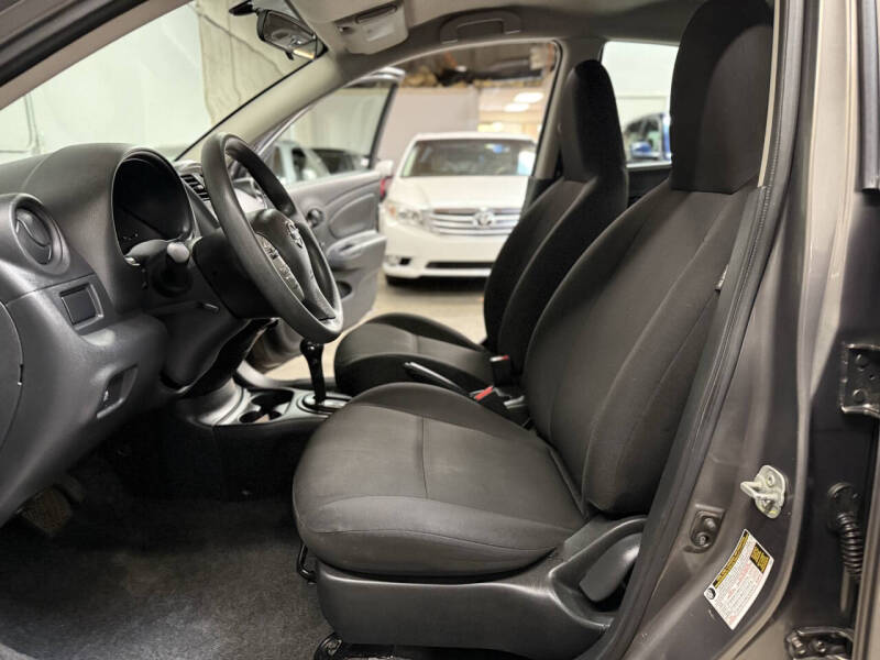 2015 Nissan Versa 1.6 S