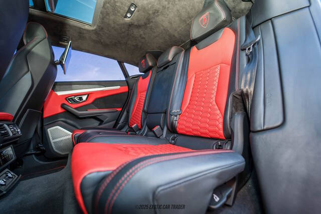 2019 Lamborghini Urus