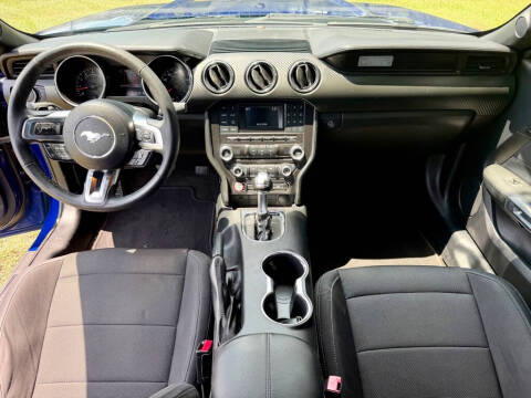 2016 Ford Mustang V6