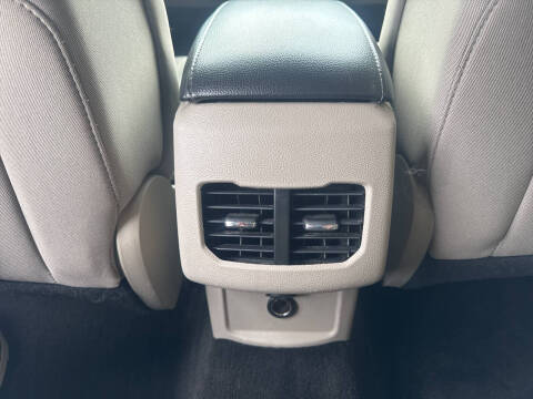 2019 Ford Fusion Hybrid SE