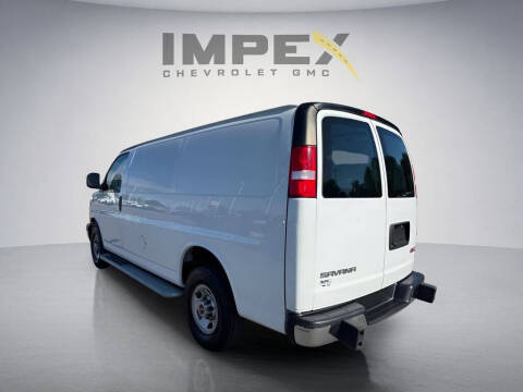 2023 GMC Savana 2500