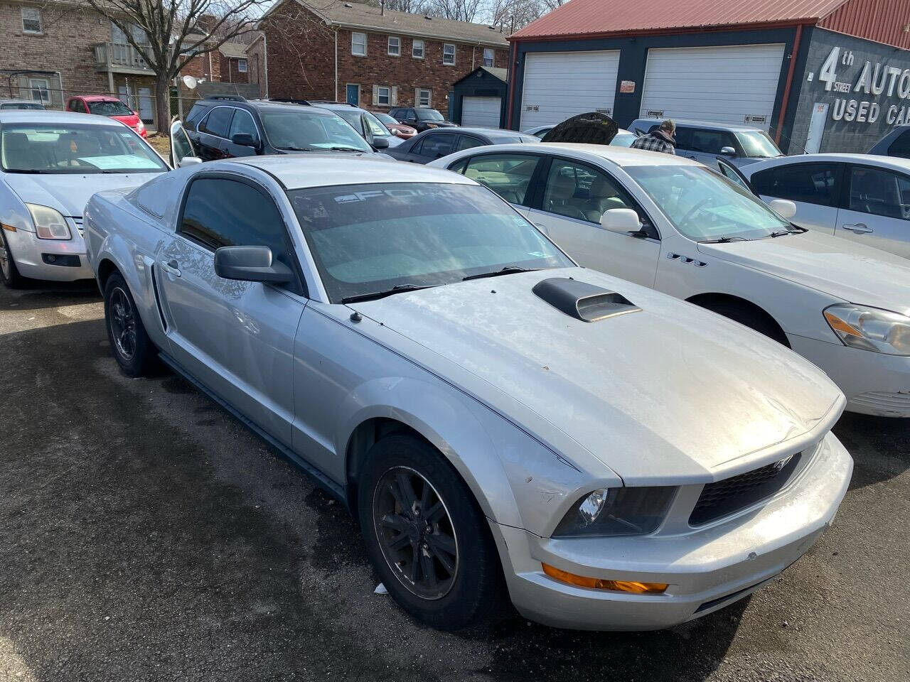 2005 Ford Mustang V6 Deluxe in Louisville, KY