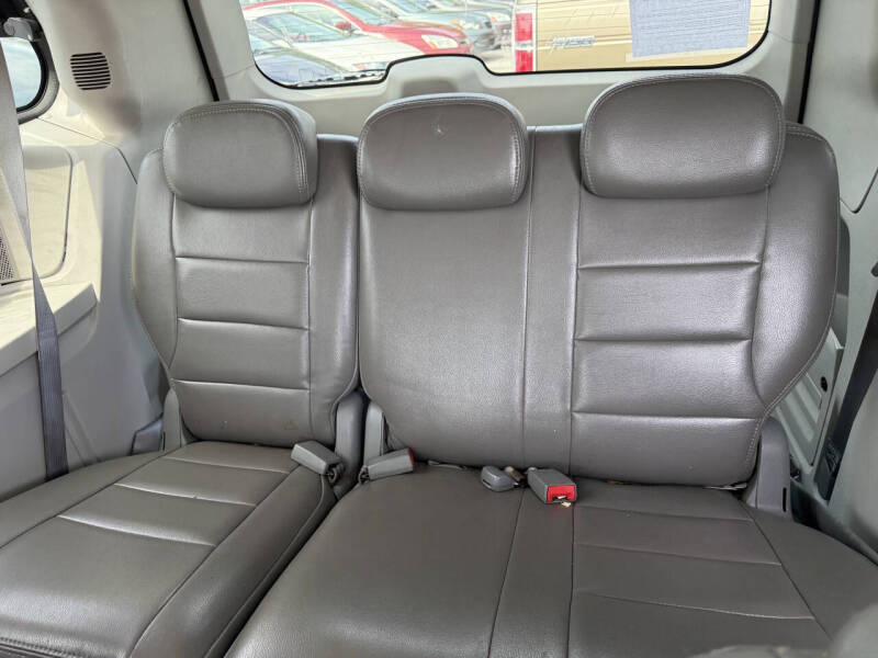 2010 Dodge Grand Caravan Hero