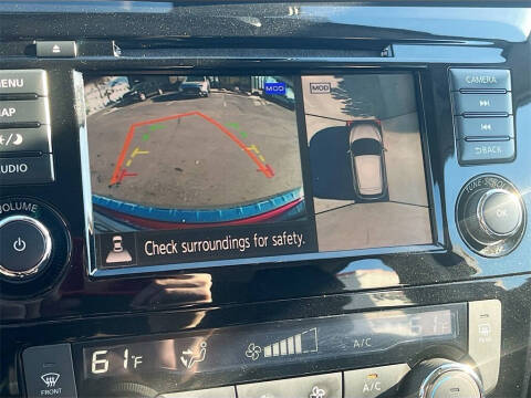 2022 Nissan Rogue Sport SL