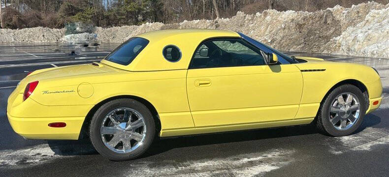 2002 Ford Thunderbird Deluxe