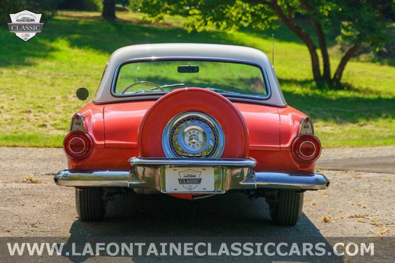 1956 Ford Thunderbird