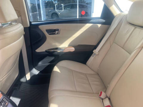 2013 Toyota Avalon XLE