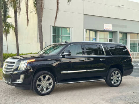 2017 Cadillac Escalade ESV Luxury