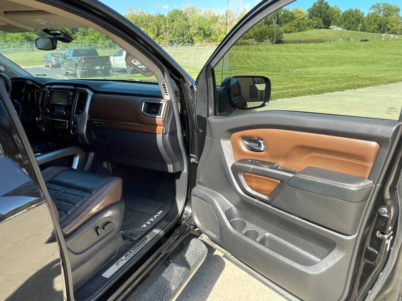 2017 Nissan Titan Platinum Reserve