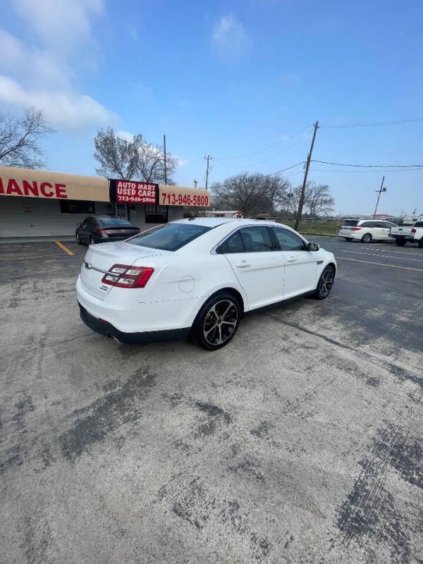 2016 Ford Taurus SEL