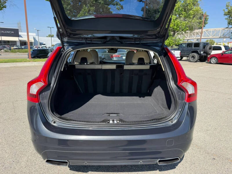 2016 Volvo V60 T5 Drive-E Premier