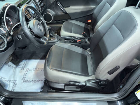 2012 Volkswagen Beetle Convertible