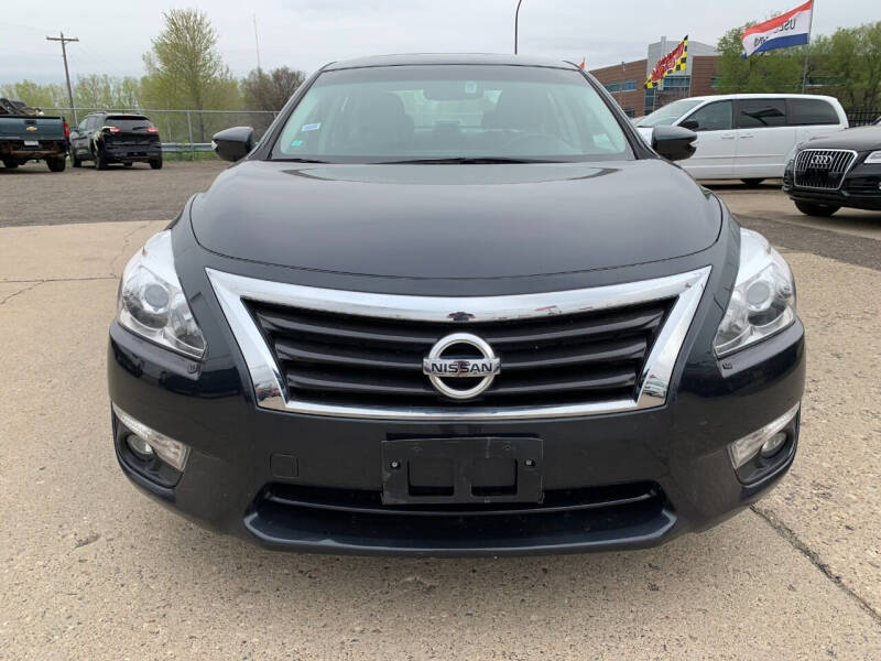 2015 Nissan Altima for sale at Minuteman Auto Sales in Saint Paul MN