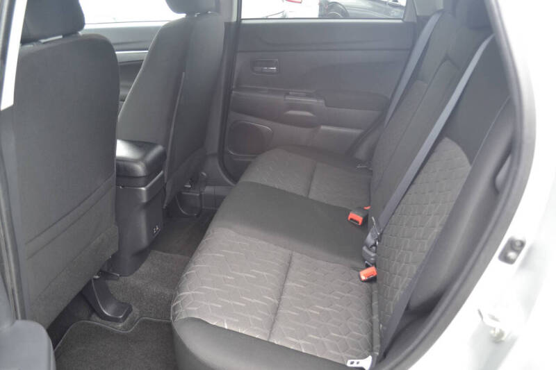 2022 Mitsubishi Outlander Sport LE